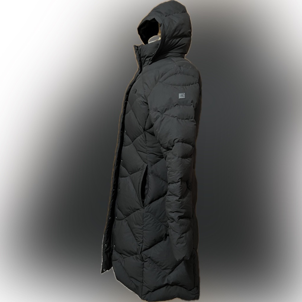 The North Face Woman’s Winter Coat - Picture 5 of 10